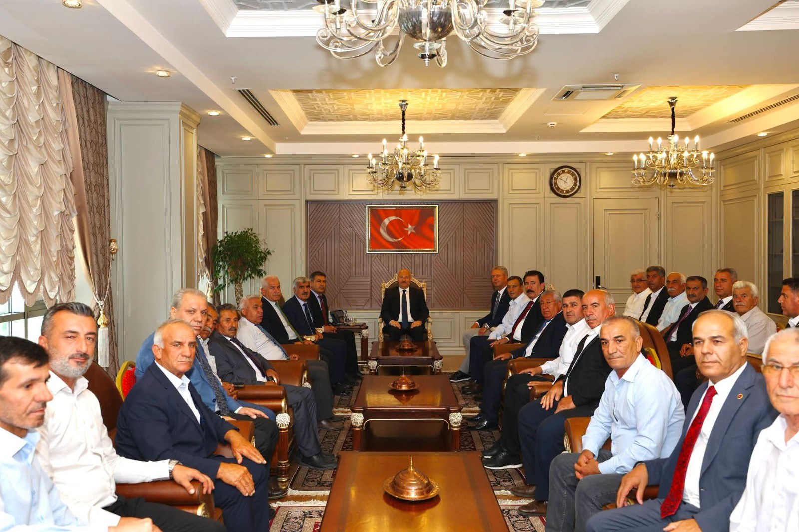 Vali Küçük, İl Genel Meclisi Üyeleriyle Buluştu