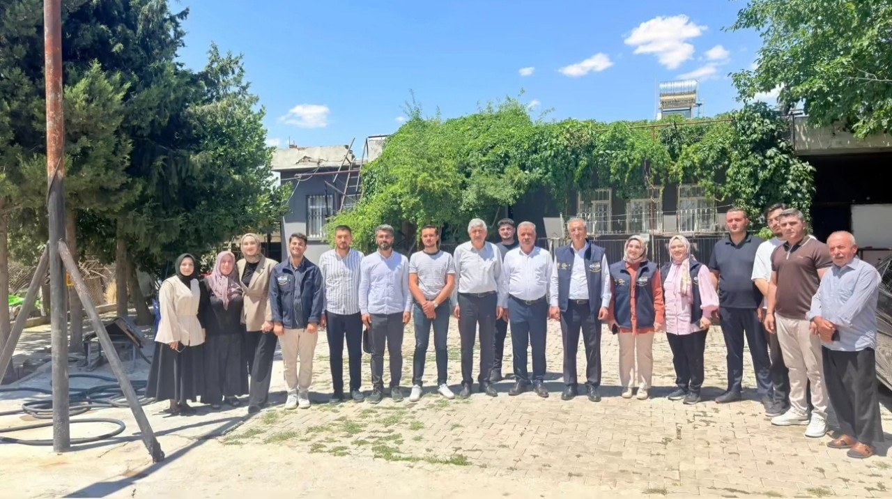 Kahta İlçe Belediye Başkanı Hallaç Salkımbağı Köyü'nü Ziyaret Etti