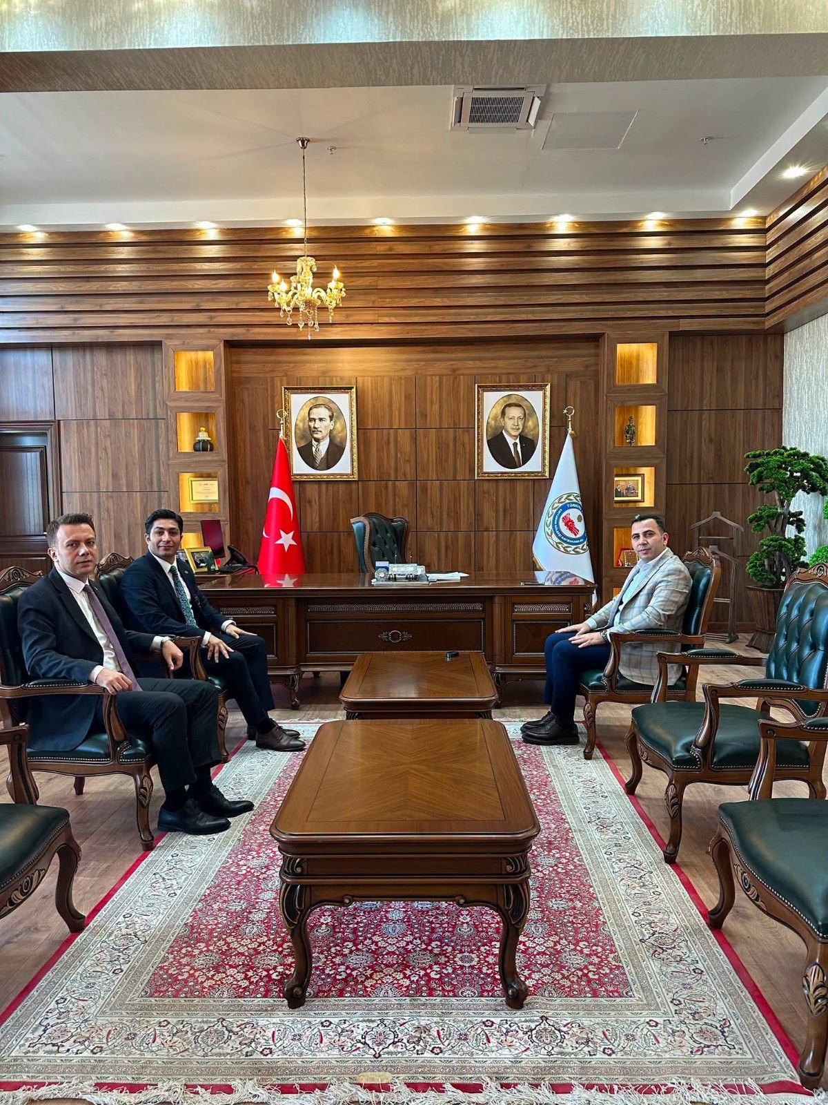 HSK Müfettişi ve Başsavcı Gölbaşı Kaymakamını Ziyaret Etti