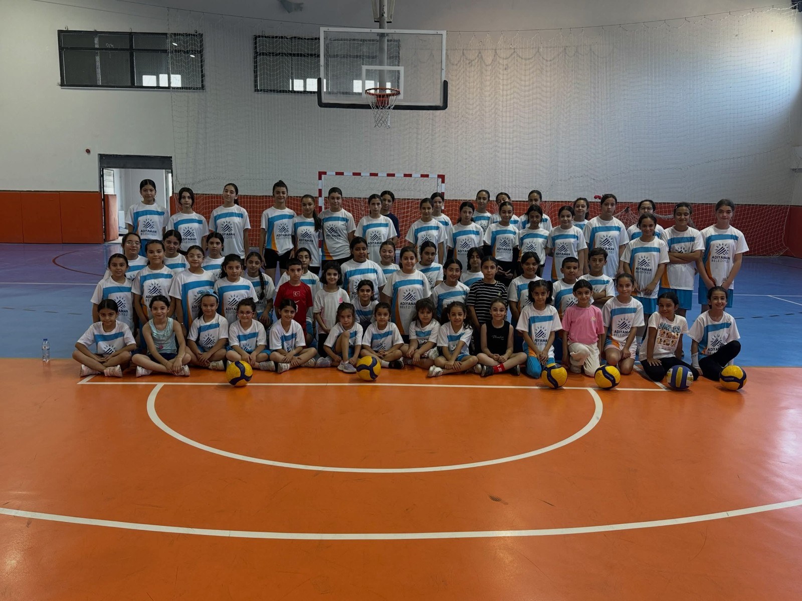 Adıyaman Belediyespor Voleybol Ailesi Büyüyor