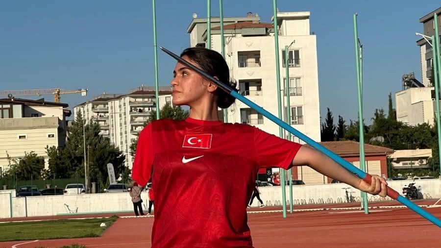 Adıyaman'da Depremin Enkazından Doğan Şampiyon: Meryem Hanne Erbil'den 3 Altın Madalya