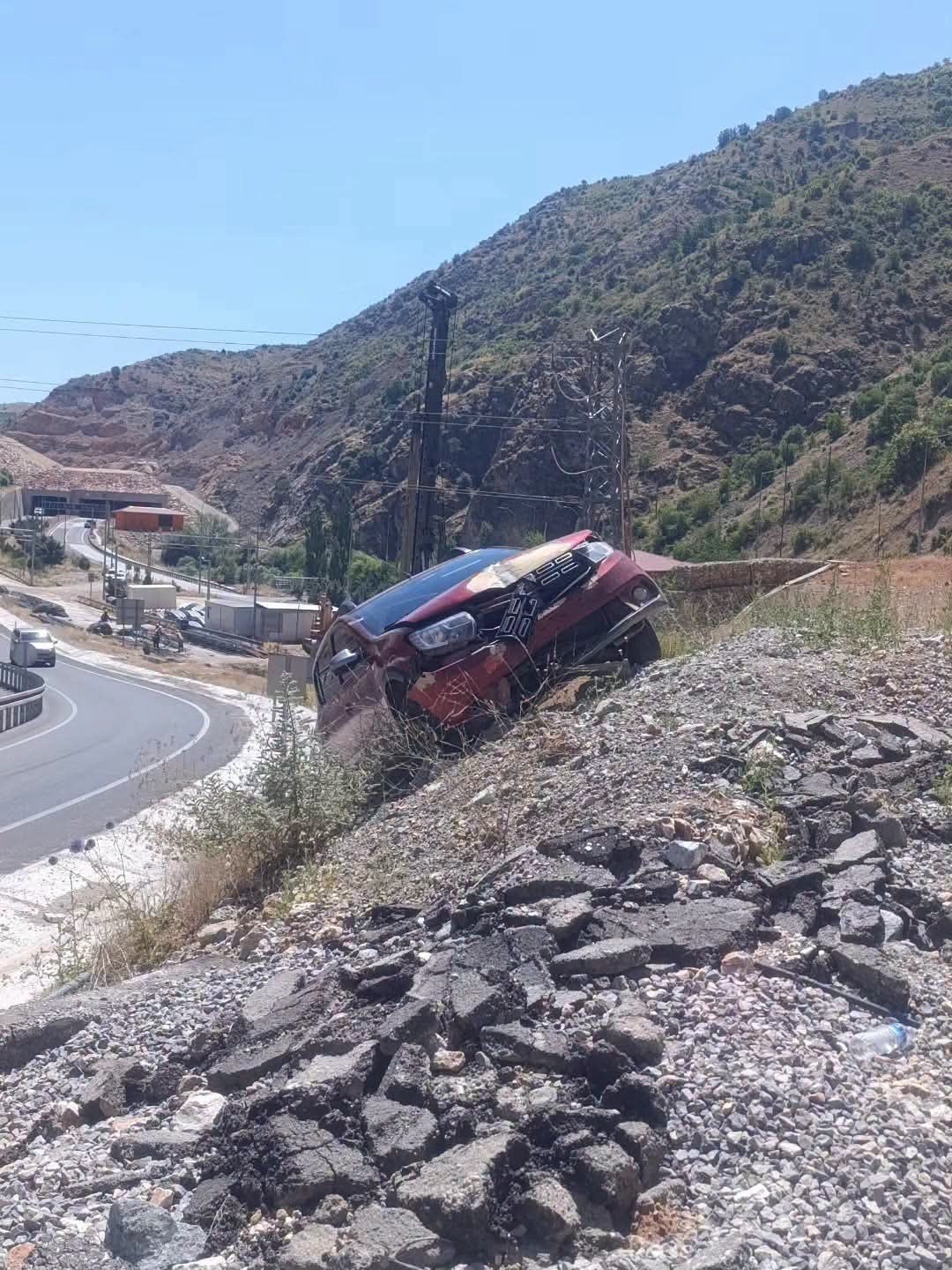 Adıyaman Malatya Yolu Tünel Çıkışında Kaza