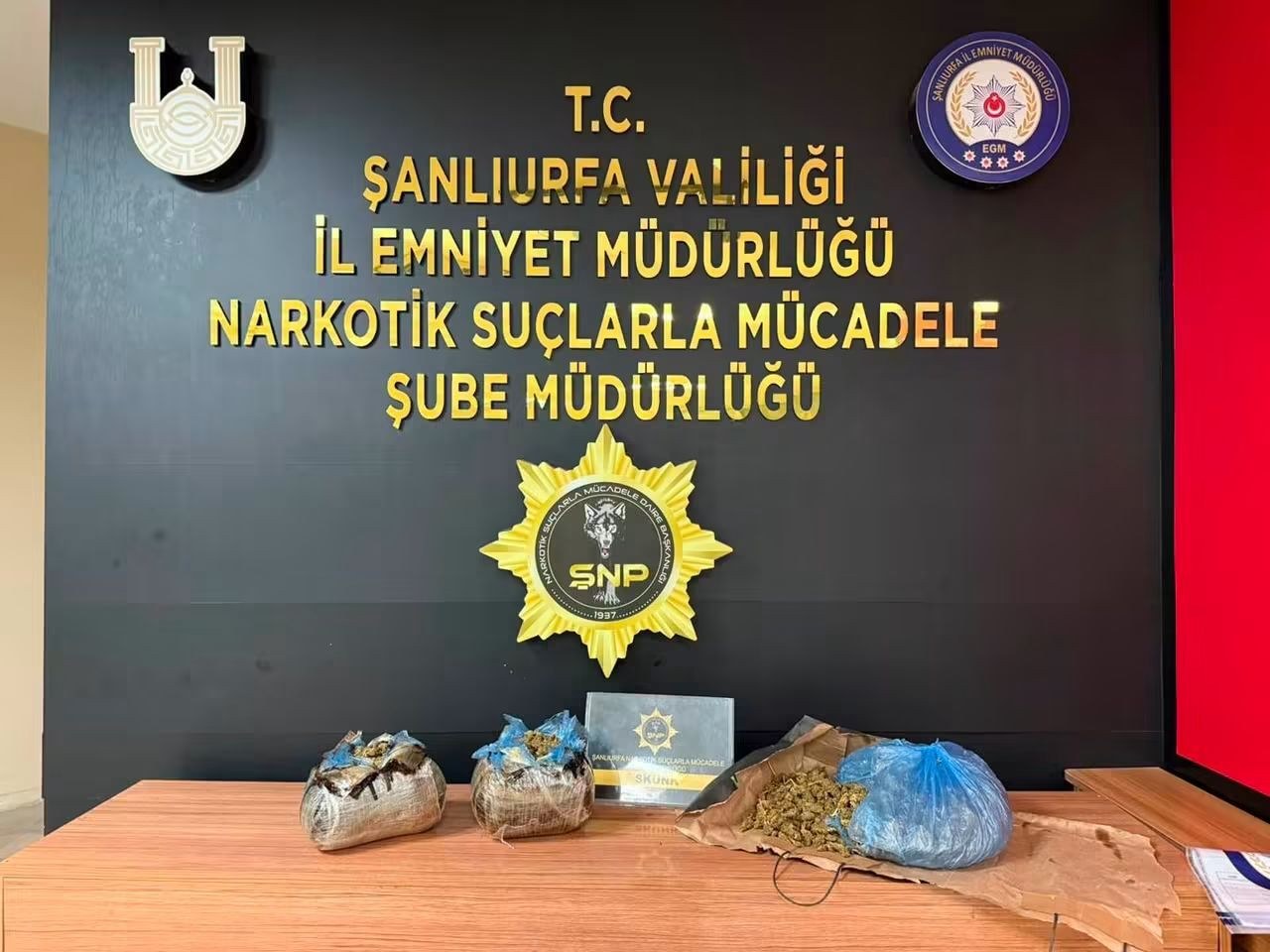 Şanlıurfa'da Uyuşturucu Operasyonunda Esrar Ele Geçirildi