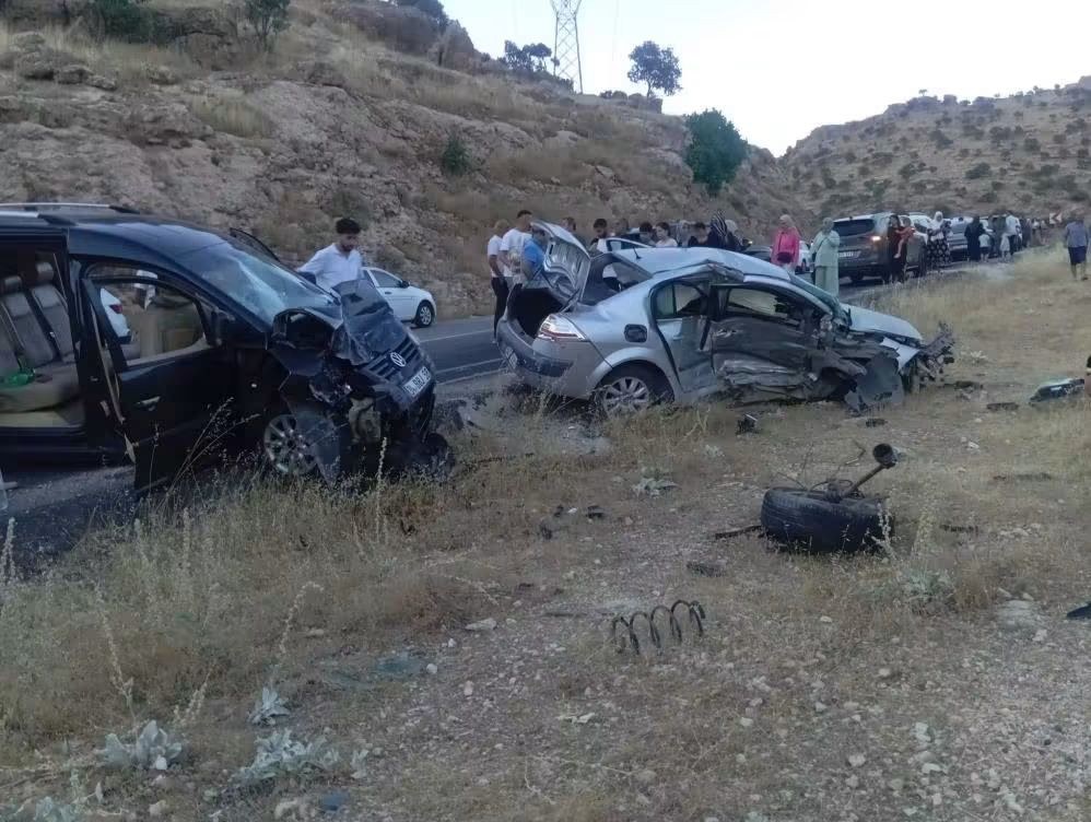 Midyat-Nusaybin Kara Yolunda Trafik Kazası