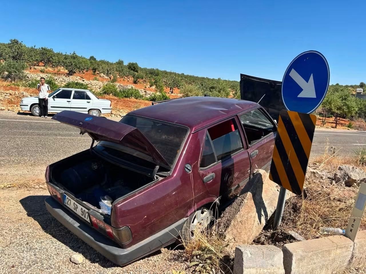 Adıyaman-Gaziantep Karayolunda Trafik Kazası: 3 Yaralı