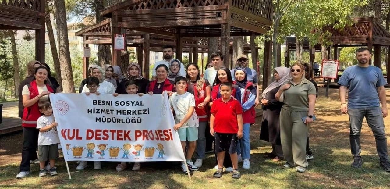 Besni'de Aileler Kahvaltı Etkinliğinde Buluştu