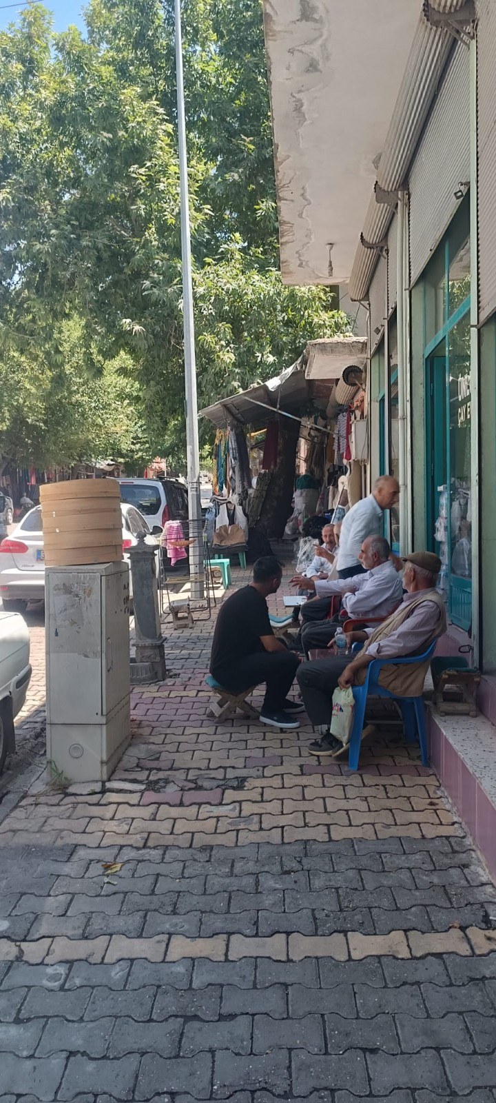Kahta Çarşısında Mesleklerin Son Temsilcileri