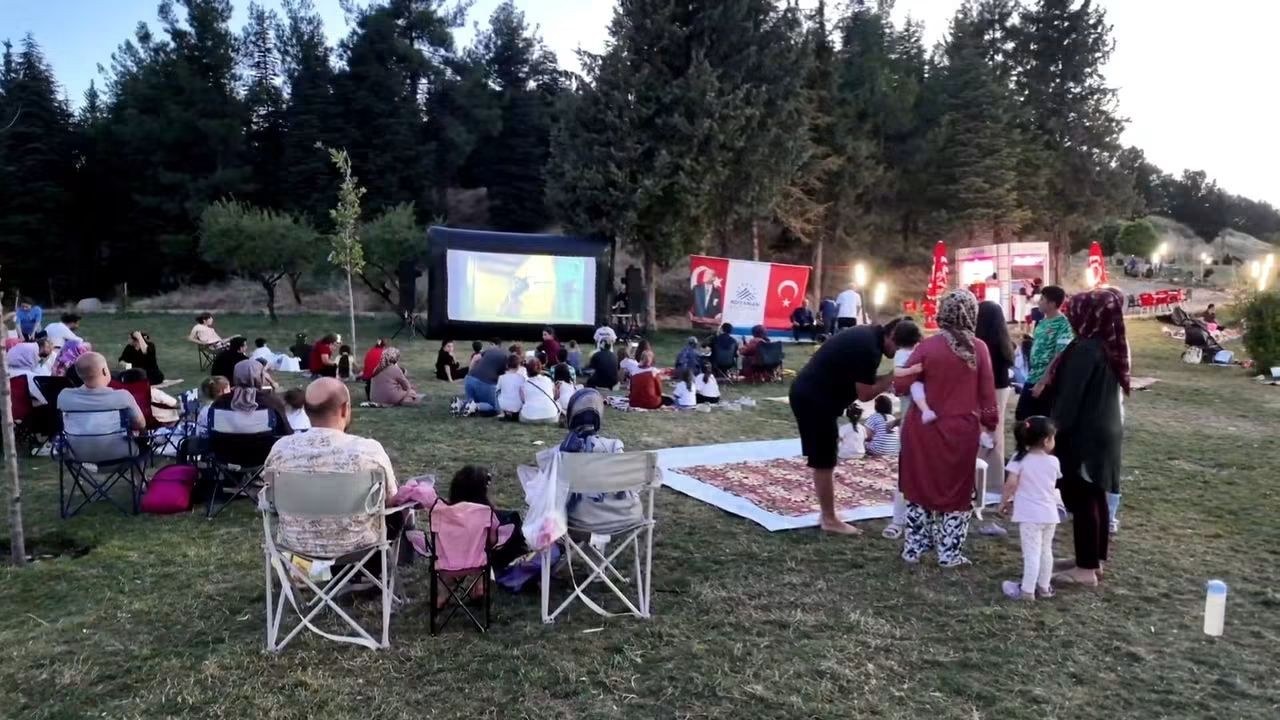 Adıyaman Belediyesi'nden Çocuk Sineması Etkinliği