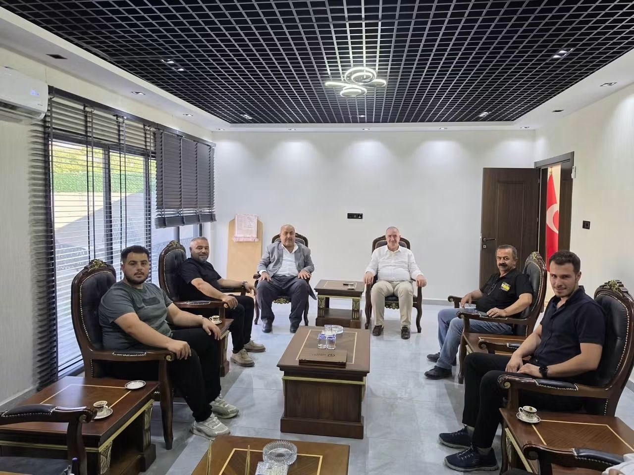 Kahta Milliyetçi Hareket Partisi İlçe Başkanı Esnaf ve Vatandaş Ziyaretleri Gerçekleştirdi