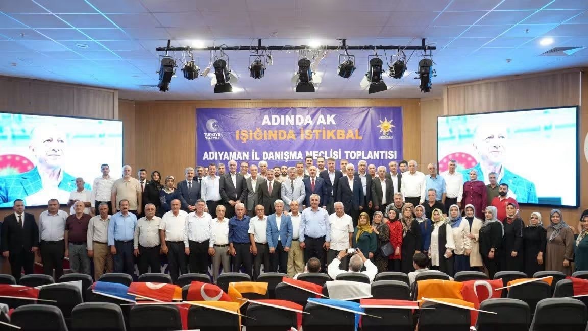 AK Parti Adıyaman İl Danışma Toplantısı Düzenlendi