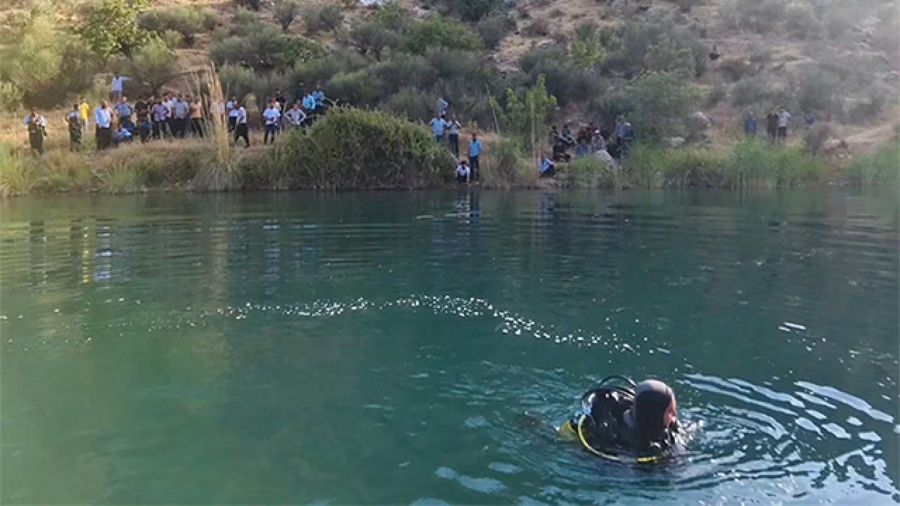 Fırat Nehrine Serinlemek İçin Giren 23 Yaşındaki Kadın Gözden Kayboldu. Arama Çalışmaları Sürüyor