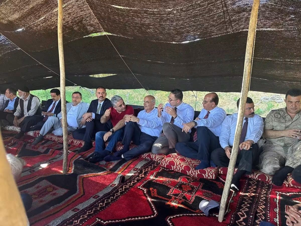 Sincik'te Bal Sağım Programı Gerçekleştirildi