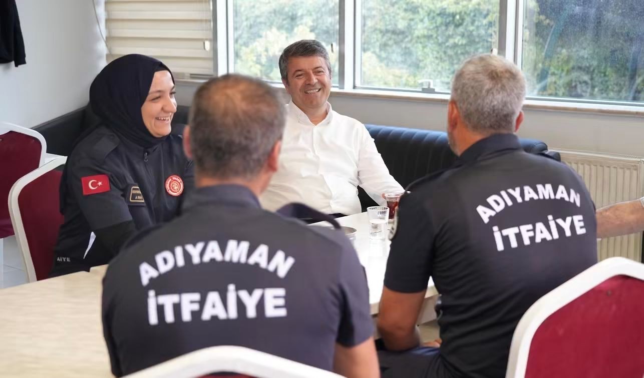Adıyaman Belediye Başkanı Tutdere İtfaiye Personelini Ziyaret Etti
