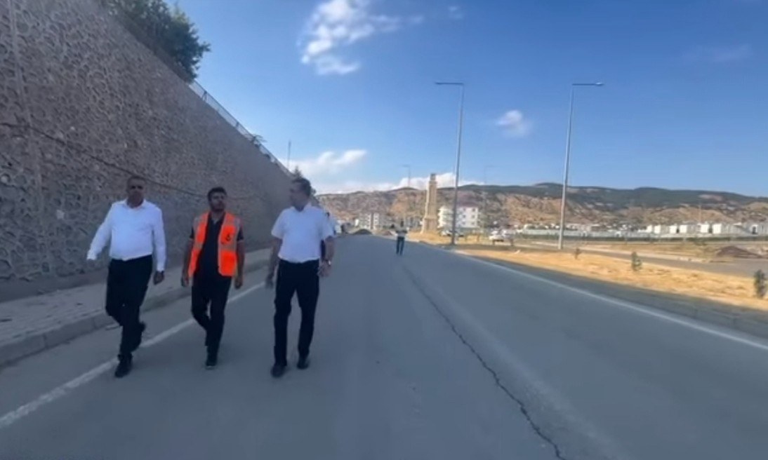 Sincik Belediye Başkanı Korkut: Sincik'te Beton Asfalt ve Kaldırım Çalışmaları Başladı