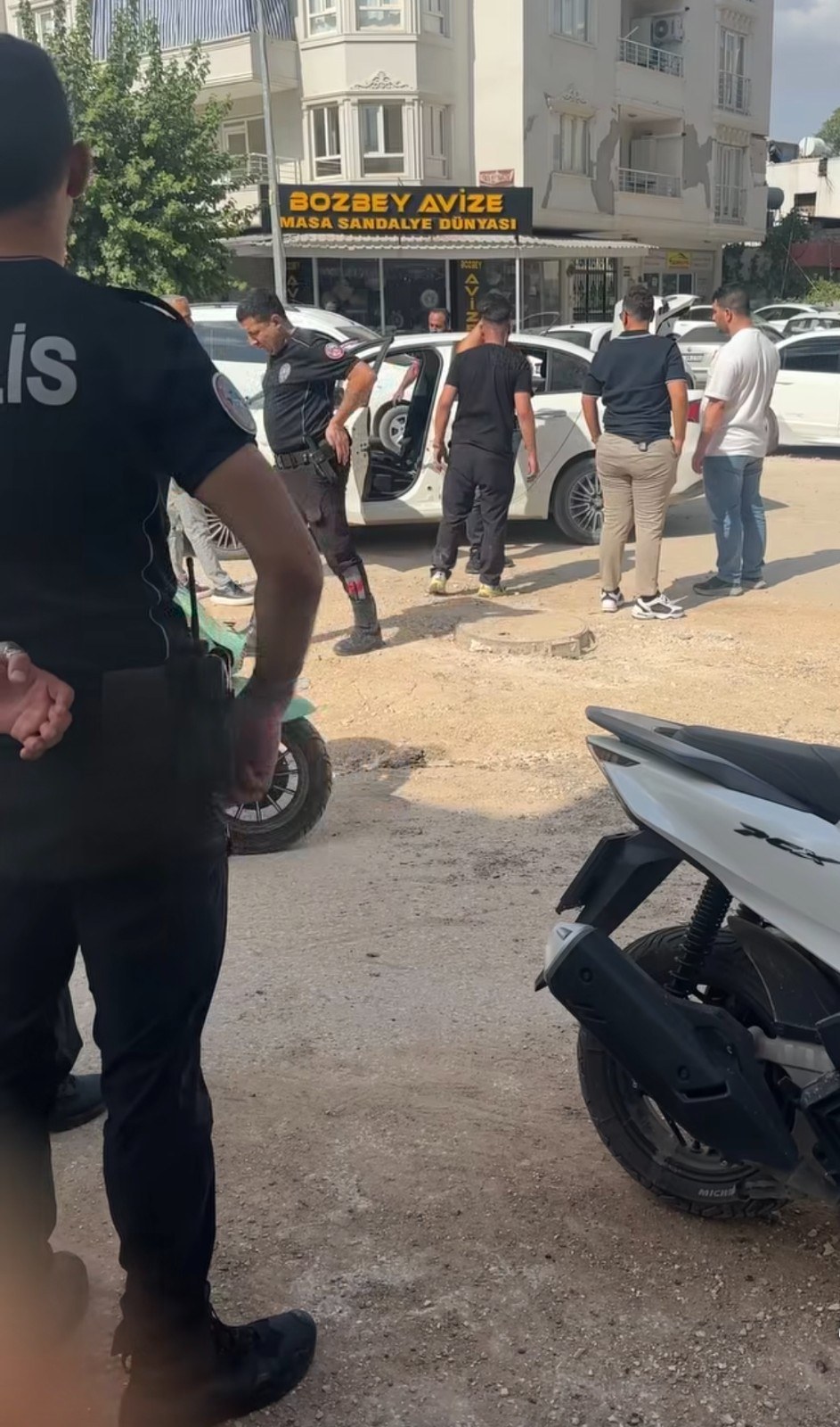 Adıyaman'da Otoparkta Silahlı Kavga Çıktı: 5 Kişi Gözaltına Alındı
