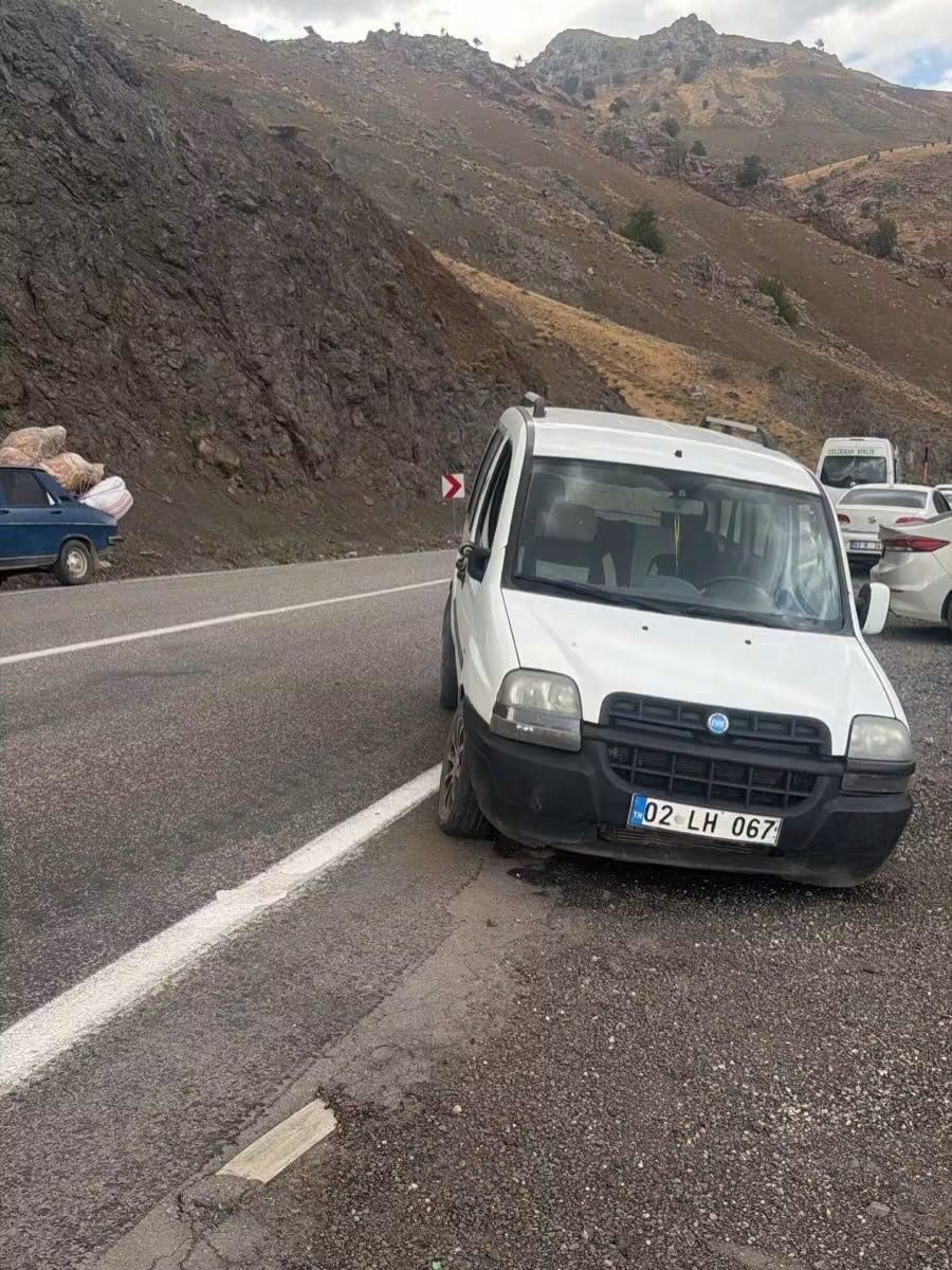 Adıyaman Çelikhan Yolunda Trafik Kazası
