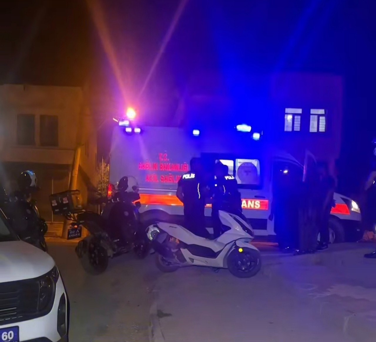 Adıyaman'da Tartışma Sonucu 17 Yaşındaki Genç Bıçaklı Yaralandı