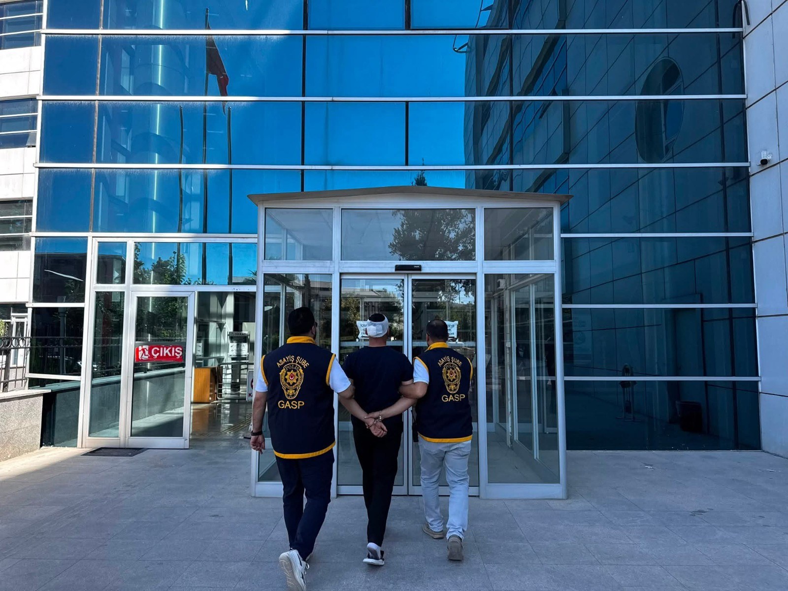 Adıyaman'da Darp Olayına Müdahale Eden Genci Bıçaklayan Zanlı Tutuklandı