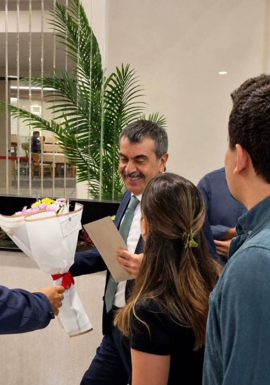 Milli Eğitim Camiasından Bakan Yusuf Tekin'e Aile Bütünlüğü Çağrısı