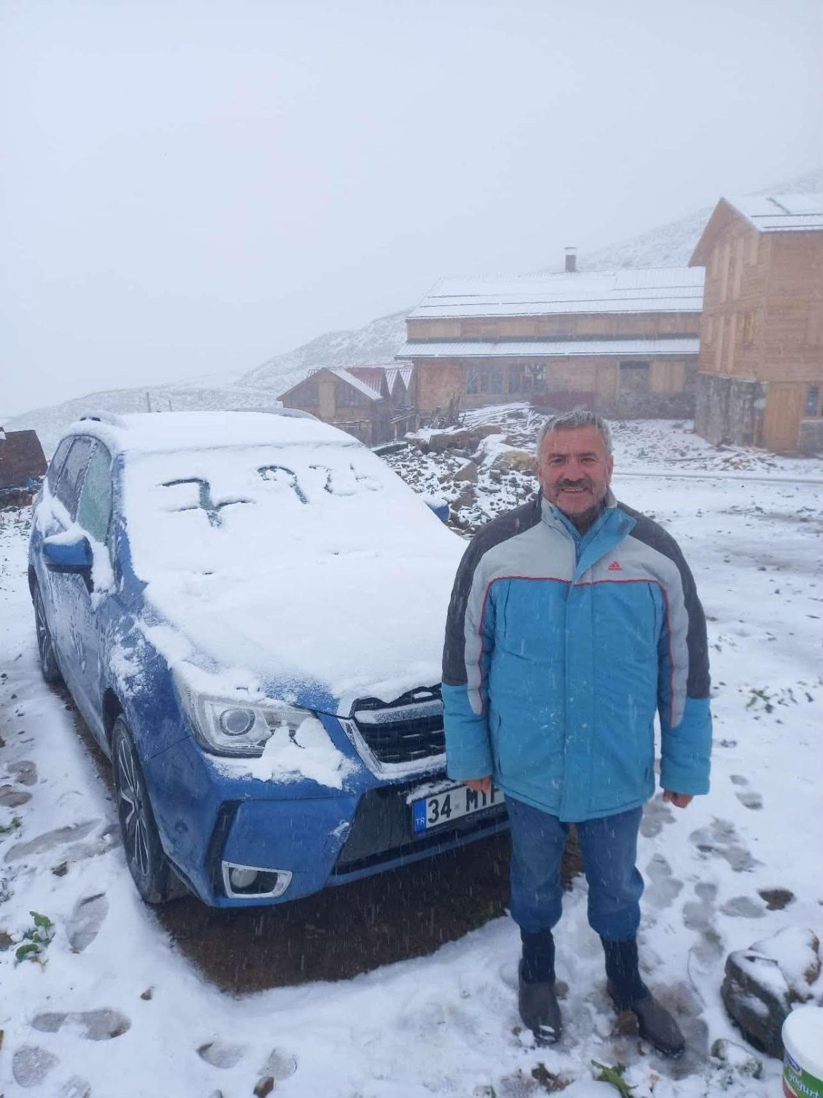 Tahpur Yaylası'na Eylül Ayında Kar Yağdı