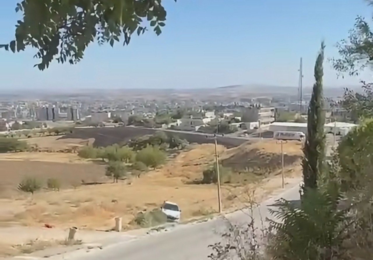 Adıyaman'da El Freni Çekilmeyen Park Halindeki Otomobil Şarampole Yuvarlandı