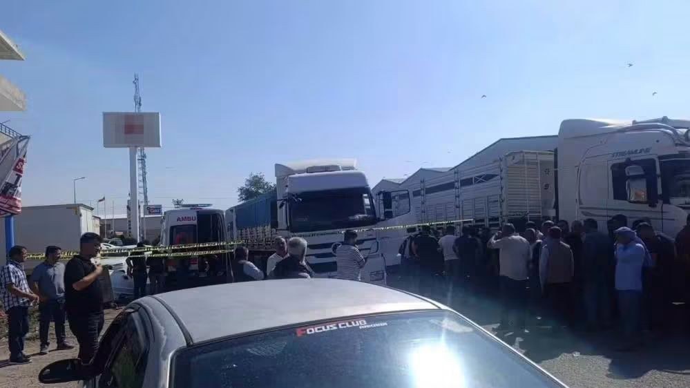 Şanlıurfa Viranşehir'de Bir Kişi Kamyonda Ölü Bulundu