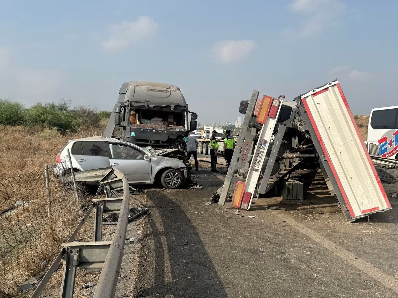 Tarsus Otoyolunda Zincirleme Trafik Kazası