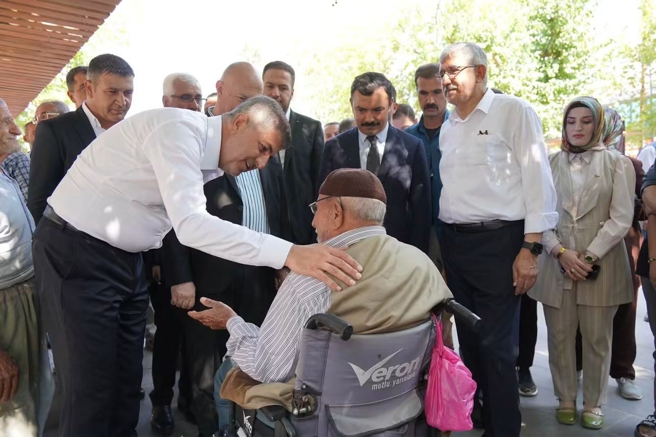 Milletvekili Doç Dr İshak Şan Kahta'da Vatandaşlarla Buluştu