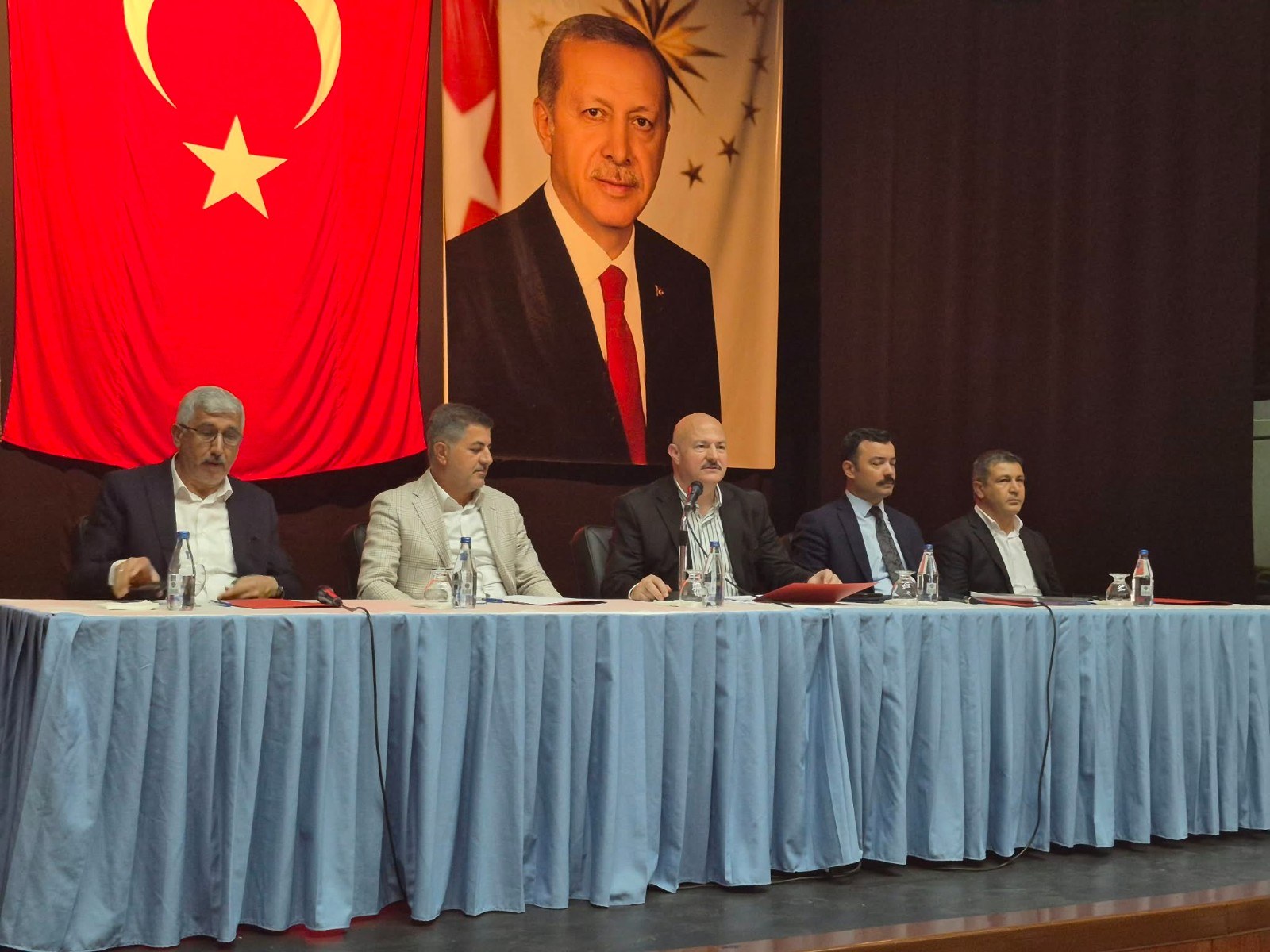 Kahta'da Muhtarlar ile İstişare Toplantısı Düzenlendi