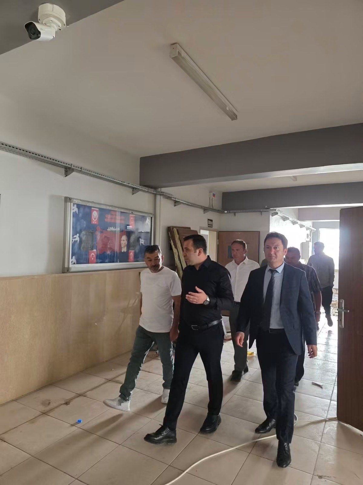 Gölbaşı Anadolu Lisesi'nde Tadilat İncelemesi