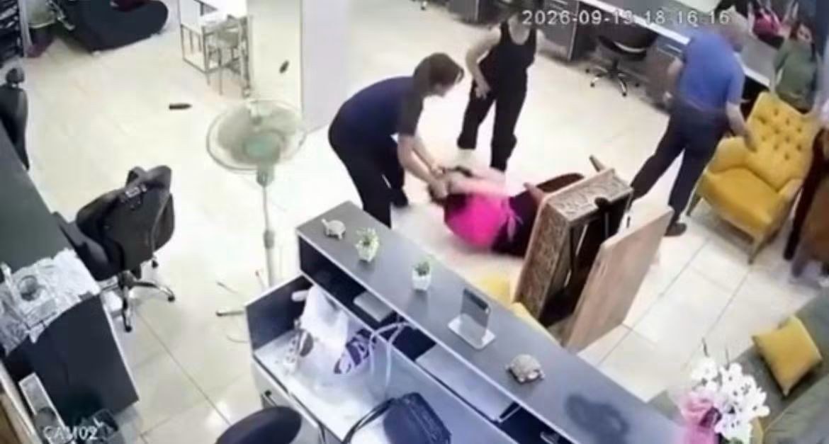 Kahramanmaraş'ta Kuaför Salonunda Kavga Çıktı