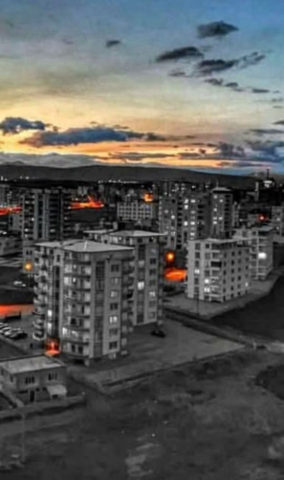 Kahta'da 6. Kattan Düşen Kadın Hayatını Kaybetti