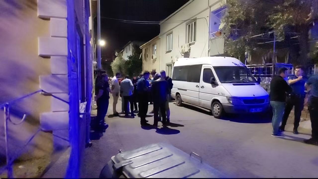 Balıkesir Karesi'de Camiden Çıktı Silahlı Saldırıya Uğradı