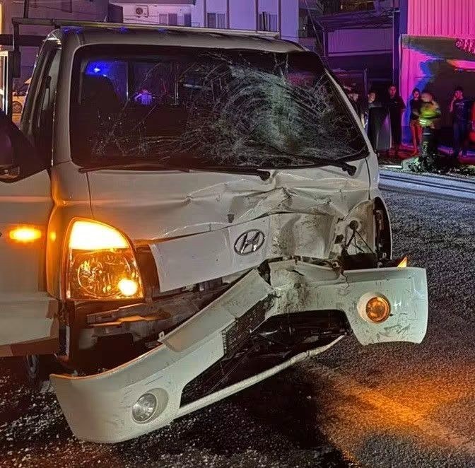 Erdemli'de Kamyonetle Motosiklet Çarpıştı: 1 Kişi Öldü