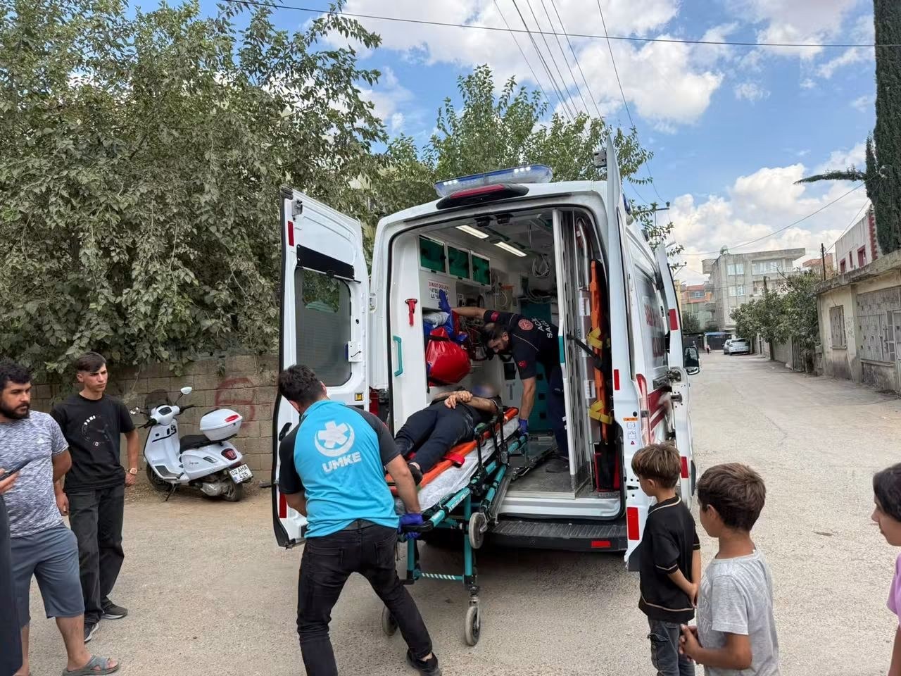 Adıyaman'da Otomobil ile Motosiklet Çarpıştı