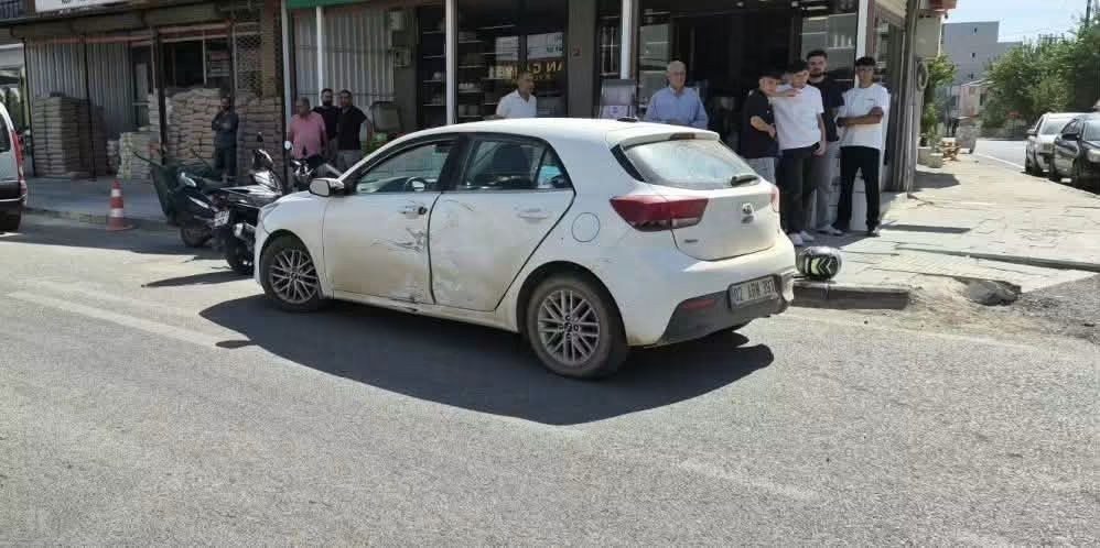 Adıyaman'da Motosiklet ve Otomobil Çarpıştı