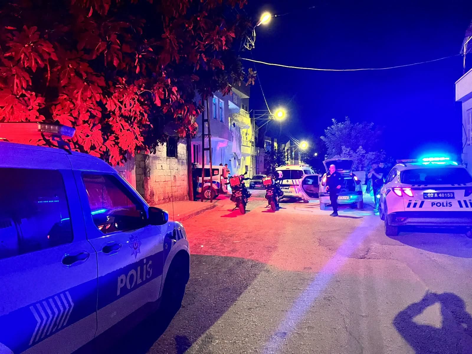 Adıyaman Merkezde Silah Sesleri Duyuldu: 2 Kişi Gözaltına Alındı
