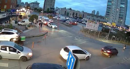 Başakşehir'de Ambulansa Yol Vermeyen Sürücüye Rekor Ceza