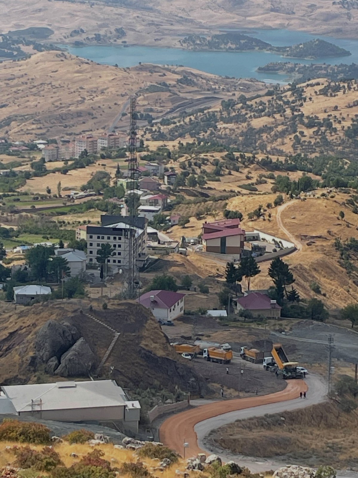 Adıyaman Gerger Grup Köy Yolunda Çalışmaları Devam Ediyor
