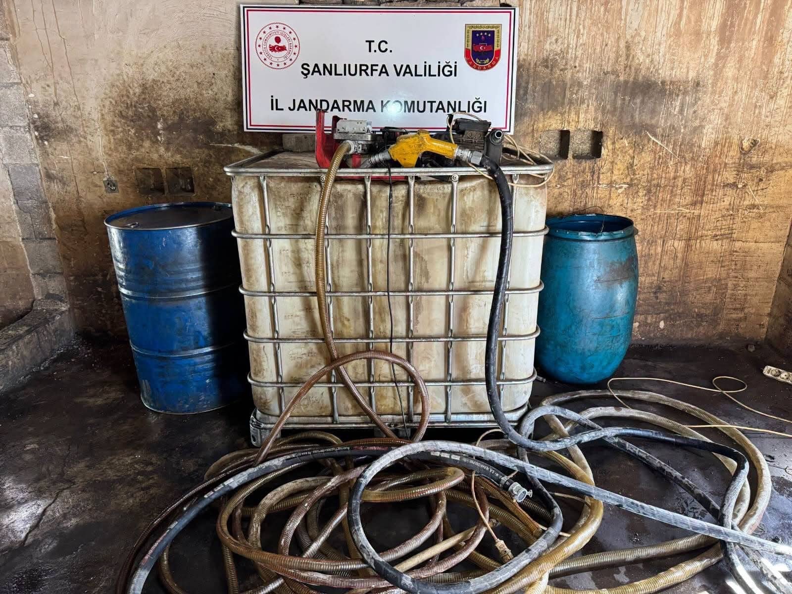 Jandarma Ekiplerinden Kaçak Akaryakıt Operasyonu