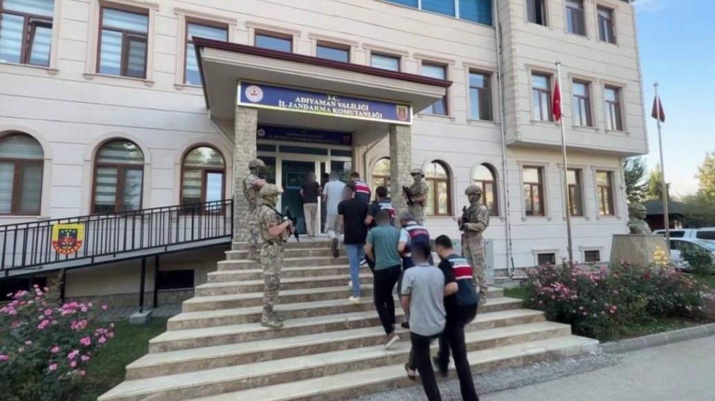 Adıyaman'da DEAŞ Operasyonu: 5 Gözaltı
