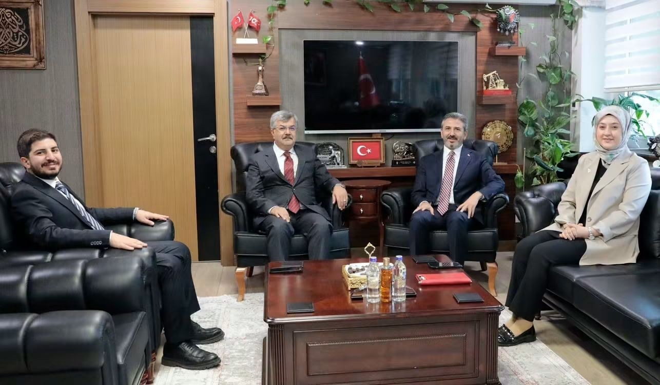 Adıyaman Ak Parti Teşkilatından Bakan Yardımcısı Aydın'a Ziyaret
