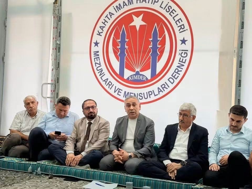 Kahta ÖNDER-KİMDER Başkanı Dündar: Kahta'da Eylül Ayı Eğitime Destek Platformu Toplantısı Düzenledik