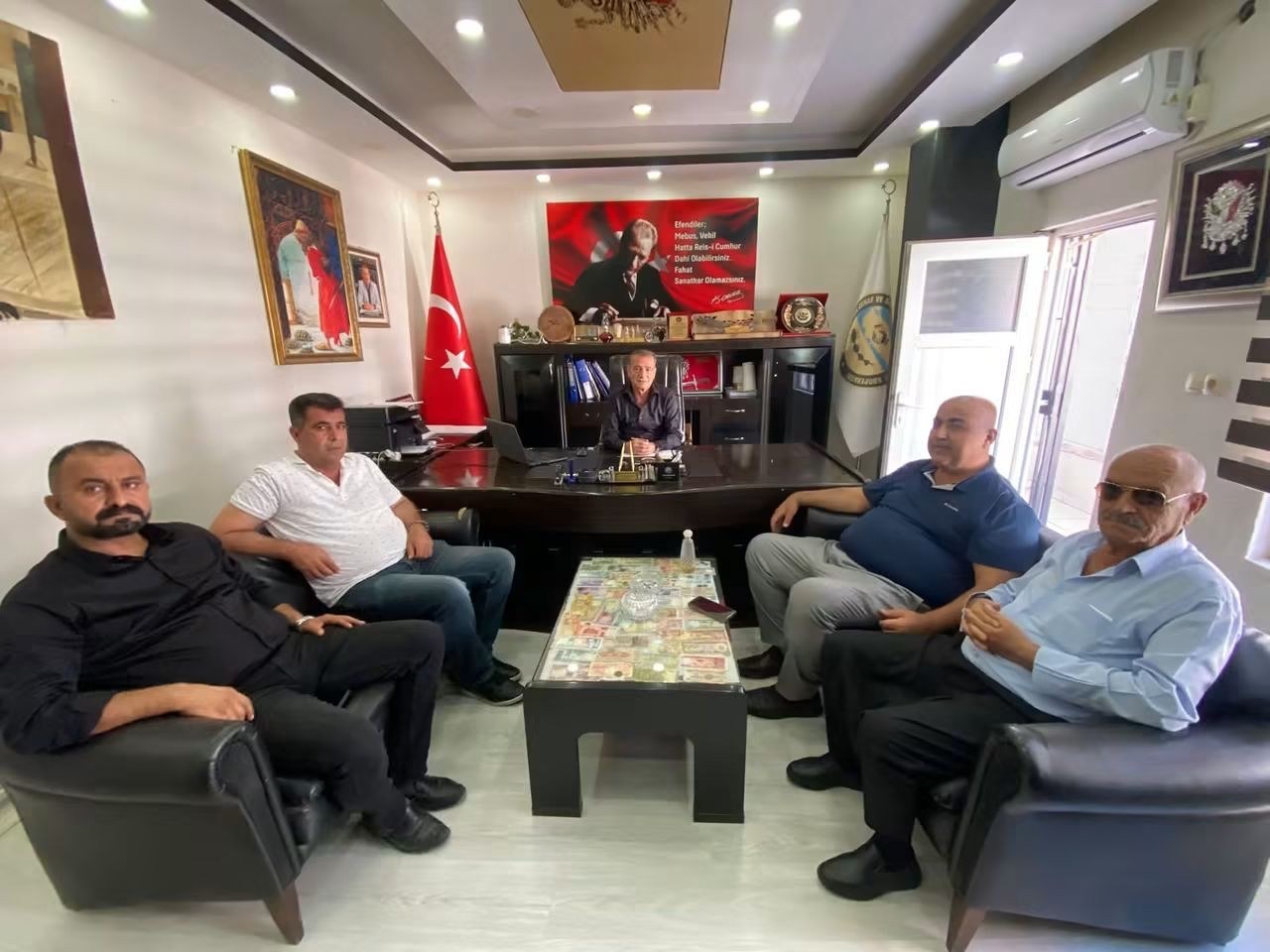 Kahta Esnaf Kefalet Kooperatifi Başkanı Çatan, MHP Kahta İlçe Başkanı Turan'ı Ağırladı