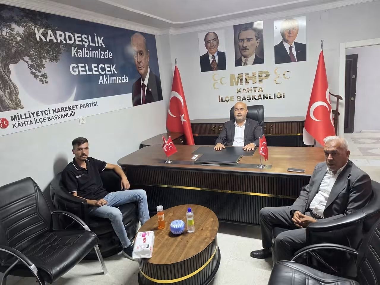 MHP Kahta İlçe Başkanlığına Ziyaret Gerçekleşti