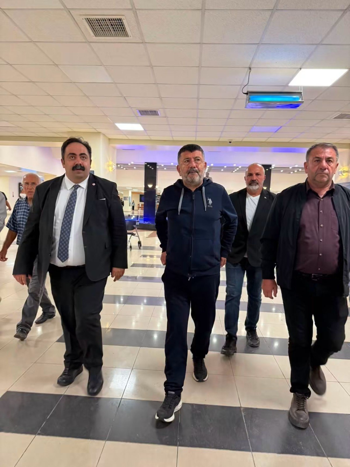 Veli Ağbaba Altı Gün Sonra Taburcu Oldu