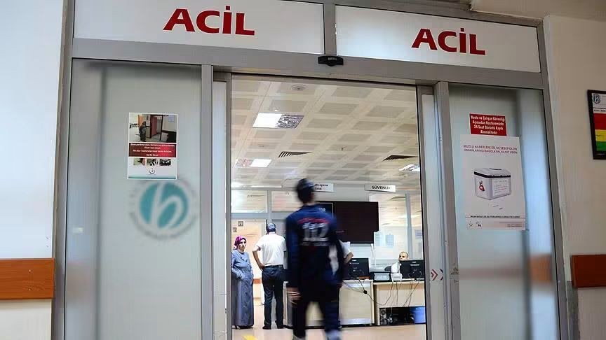 Şanlıurfa'da Bıçaklı Kavgada 1 Kişi Ağır Yaralandı