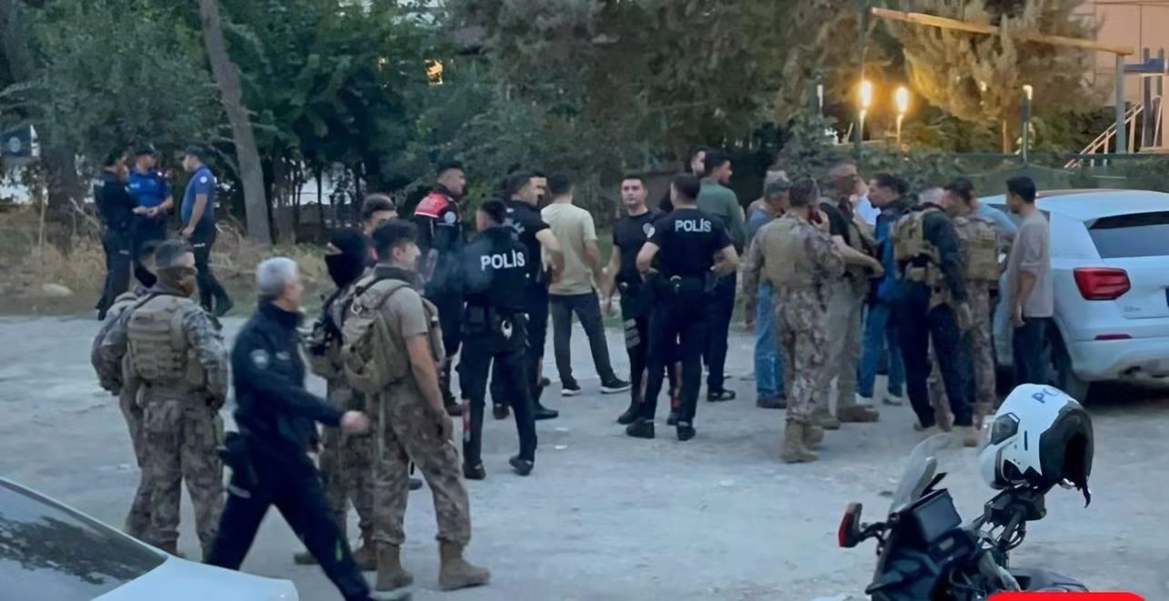 Şanlıurfa'da Firari Şüpheli Operasyonda Kendi Silahıyla Yaşamına Son Verdi