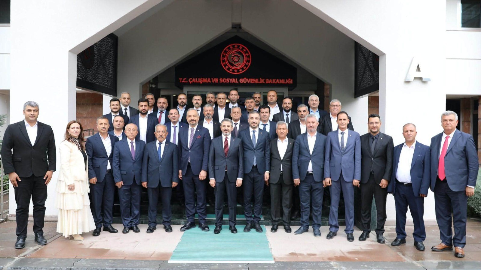 Bakan Yardımcısı Ahmet Aydın ATSO Heyetini Bakanlıkta Kabul Etti