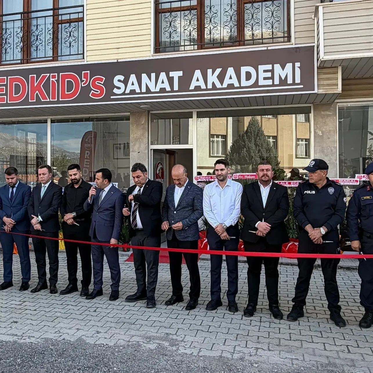 Redkits Sanat Merkezi Yeni Yerinde Açıldı